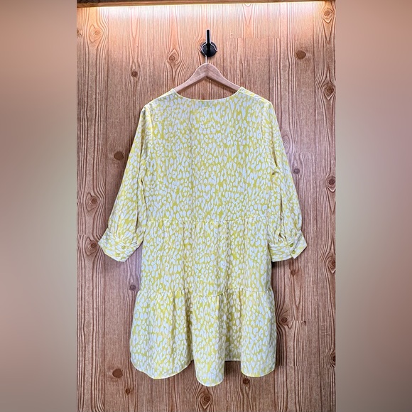 🔴Women’s Who What Wear Dress Short Tiered Size M NWT Citrus Leopard 3/4 Sleeves - Picture 10 of 10